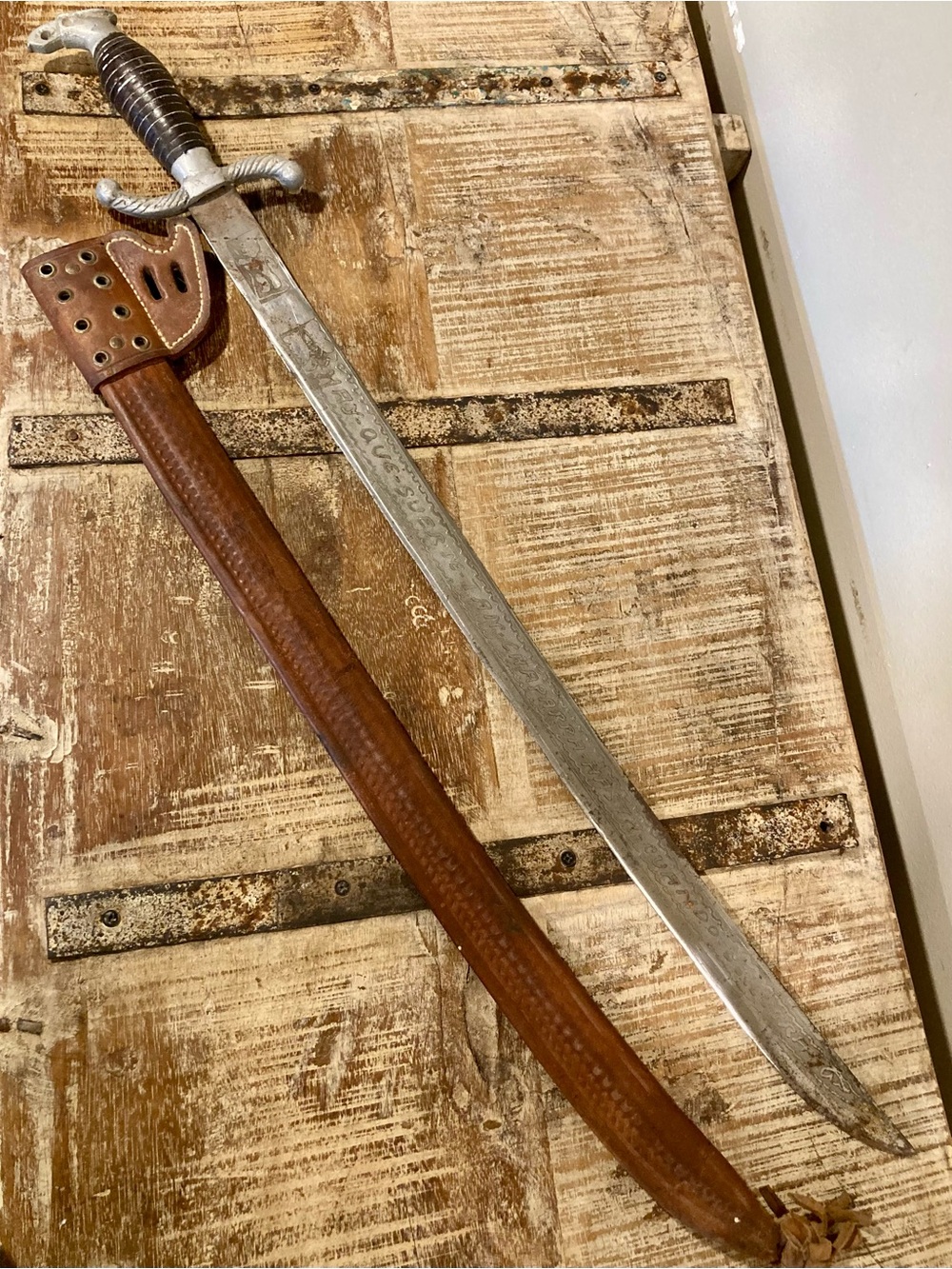 Vintage Mexican Charro Style Eagle Pommel Sword 31.5” Blade Rusty Metal Decor